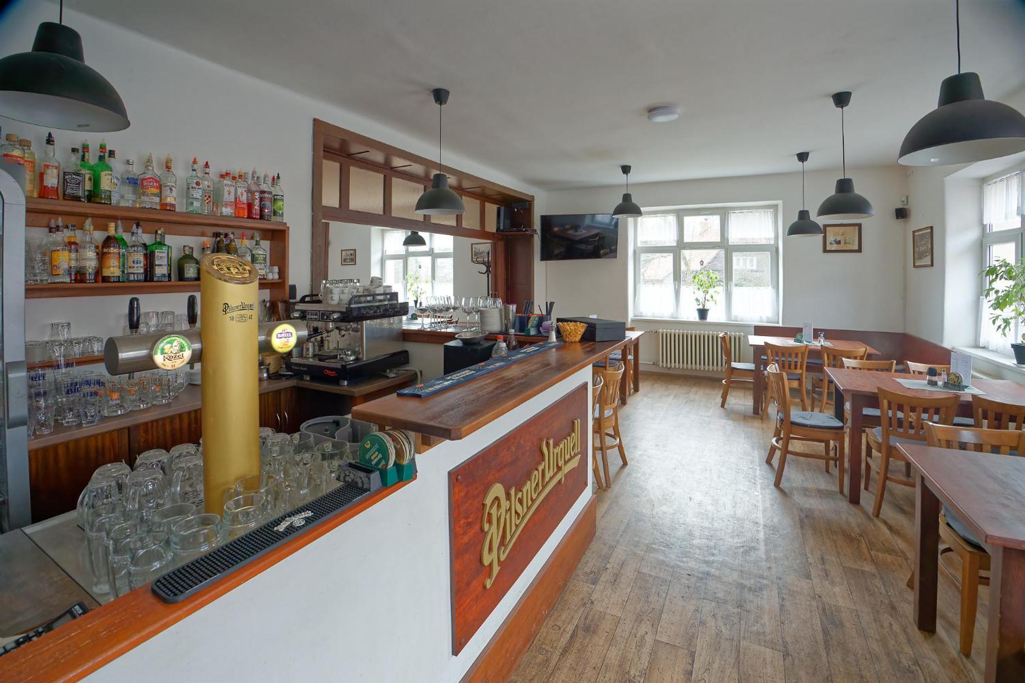 Penzion A Restaurace Na Krizovatce Polevsko エクステリア 写真